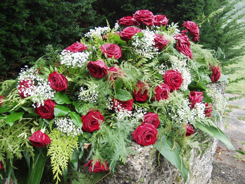 funeraire-LA ROQUE EN PROVENCE-min_roses-61203